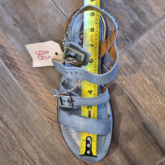 7/7.5 A.S. 98 Glenny Strappy Supple Leather Studded Detail Sandals - Picture 15 of 15